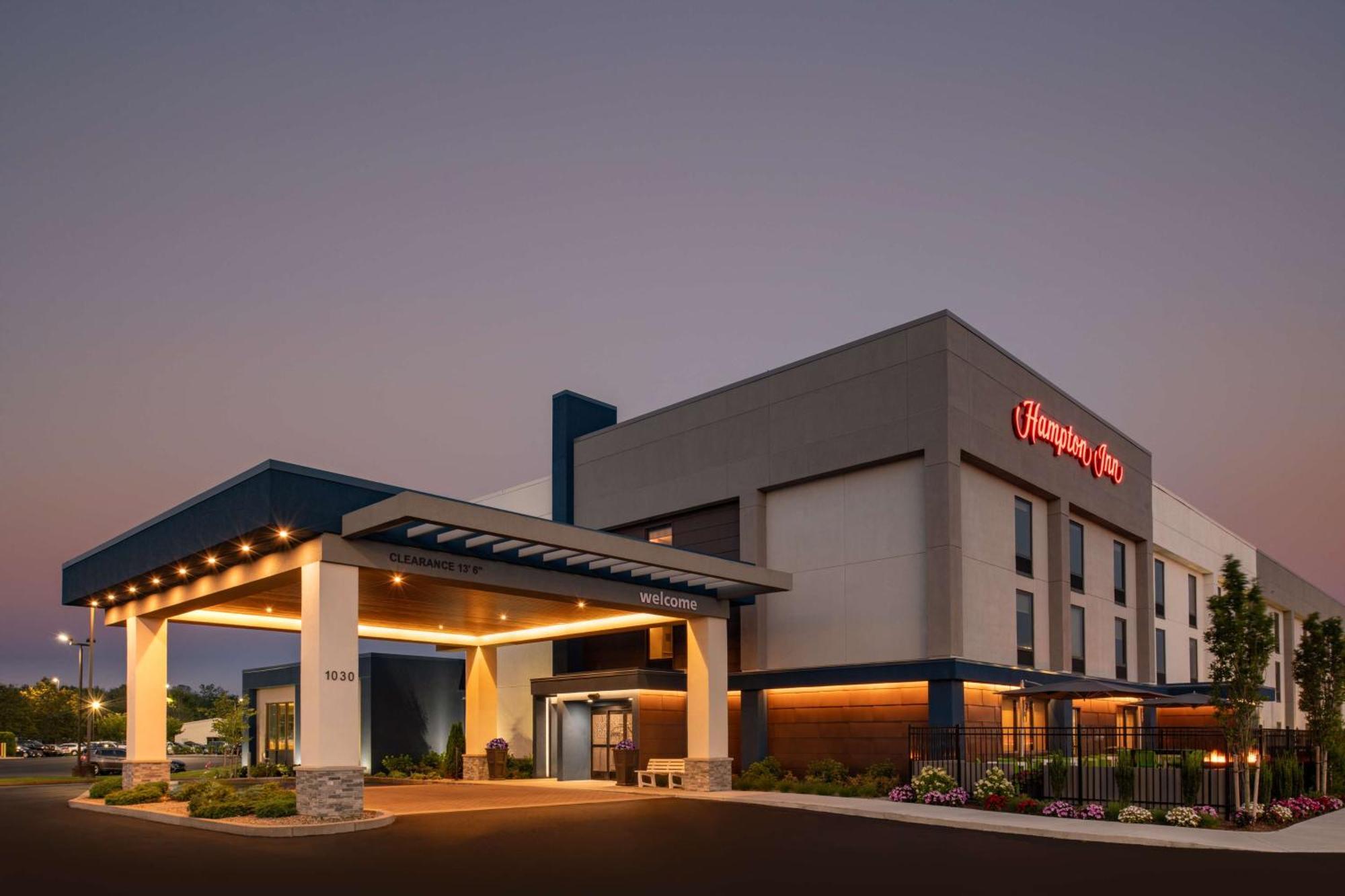 Hampton Inn Seekonk Dış mekan fotoğraf