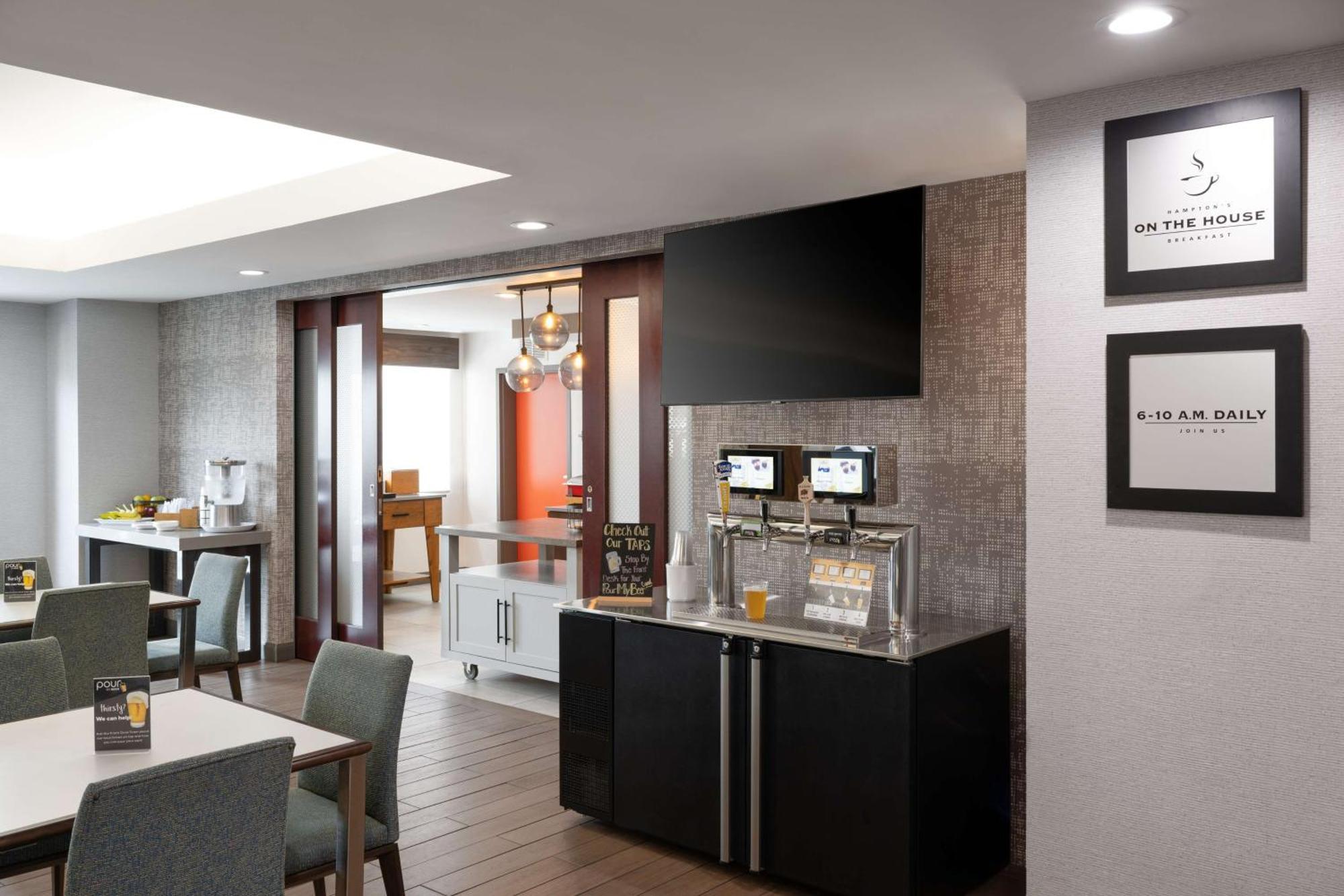 Hampton Inn Seekonk Dış mekan fotoğraf